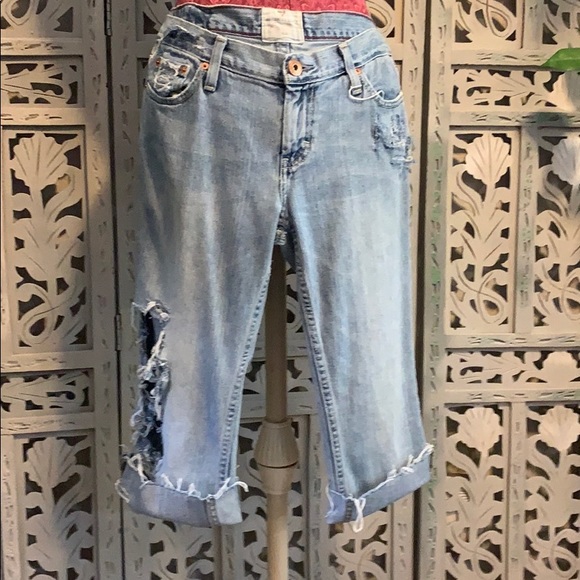 American Eagle Outfitters Pants - AMERICAN EAGLE DIY DISTRESSED JEAN CAPRIS